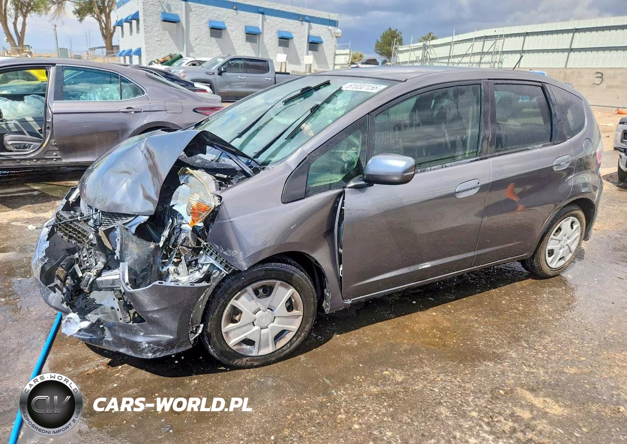 2013 Honda Fit VIN:JHMGE8H35DC030174 - 1
