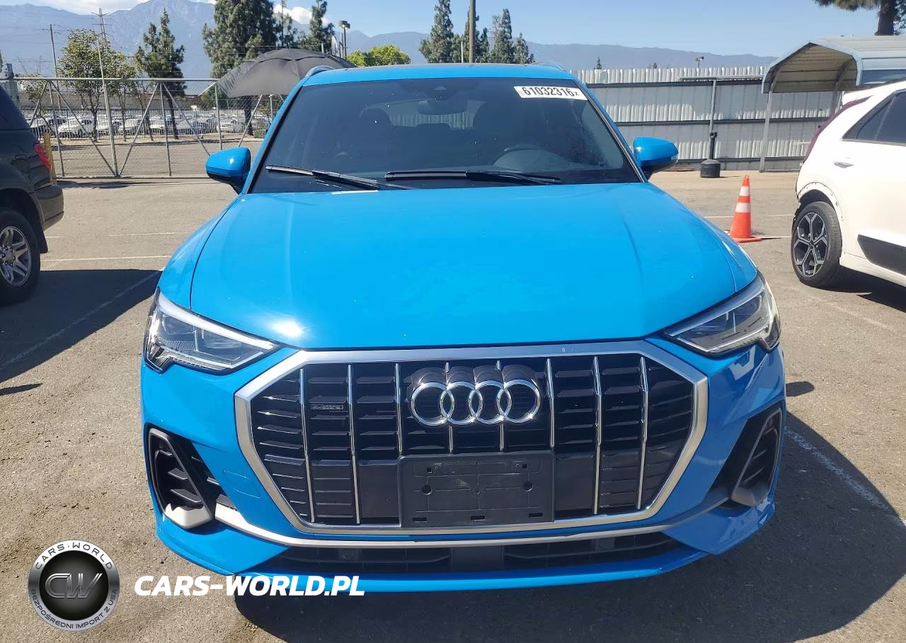 2019 Audi Q3 Premium Plus S-Line VIN:WA1EECF34K1074457 - 5