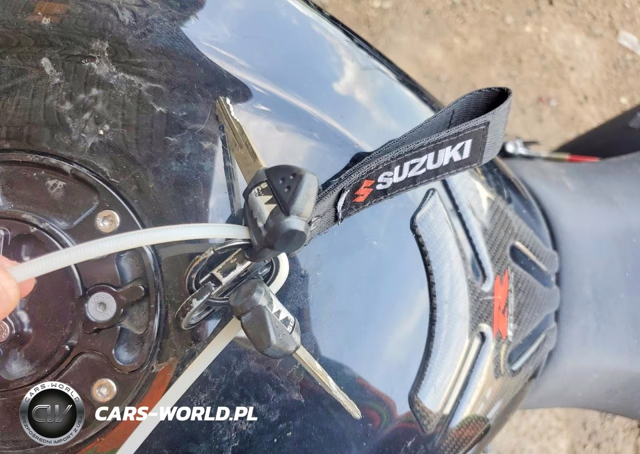 2018 Suzuki Gsx-R750 VIN:JS1GR7MA3J2100870 - 8