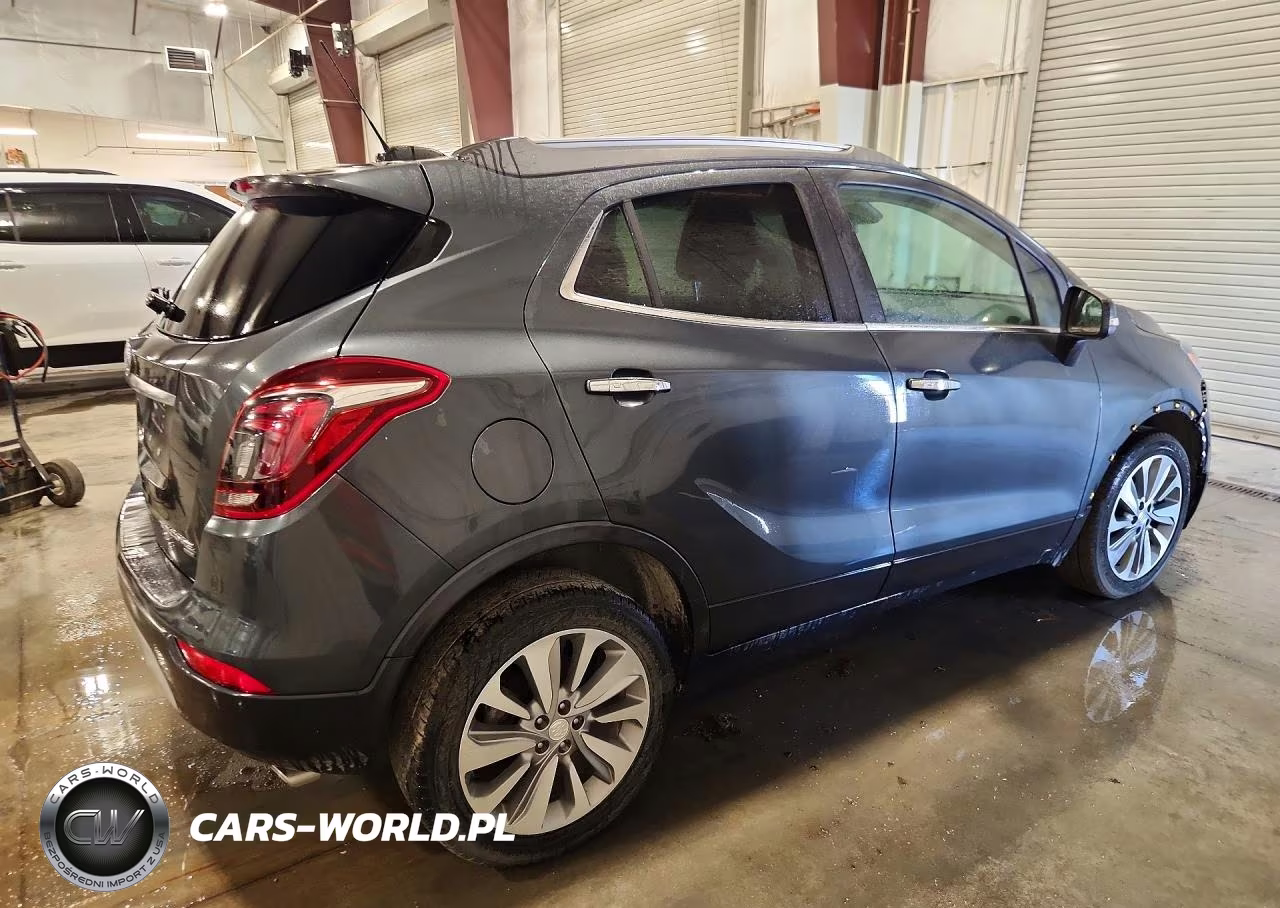 2018 Buick Encore VIN:KL4CJESB8JB707613 - 3