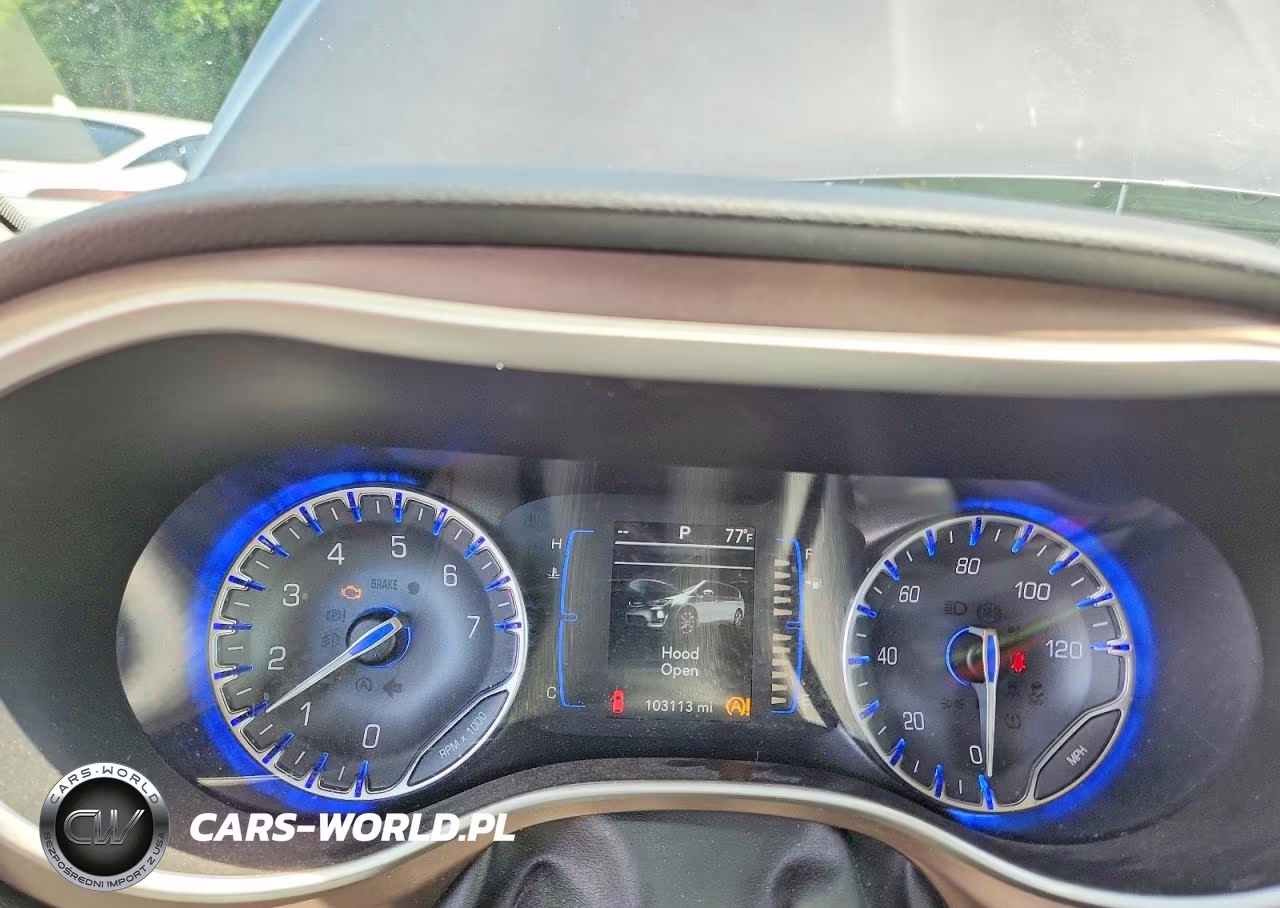 2018 Chrysler Pacifica Touring L VIN:2C4RC1BG2JR194195 - 9