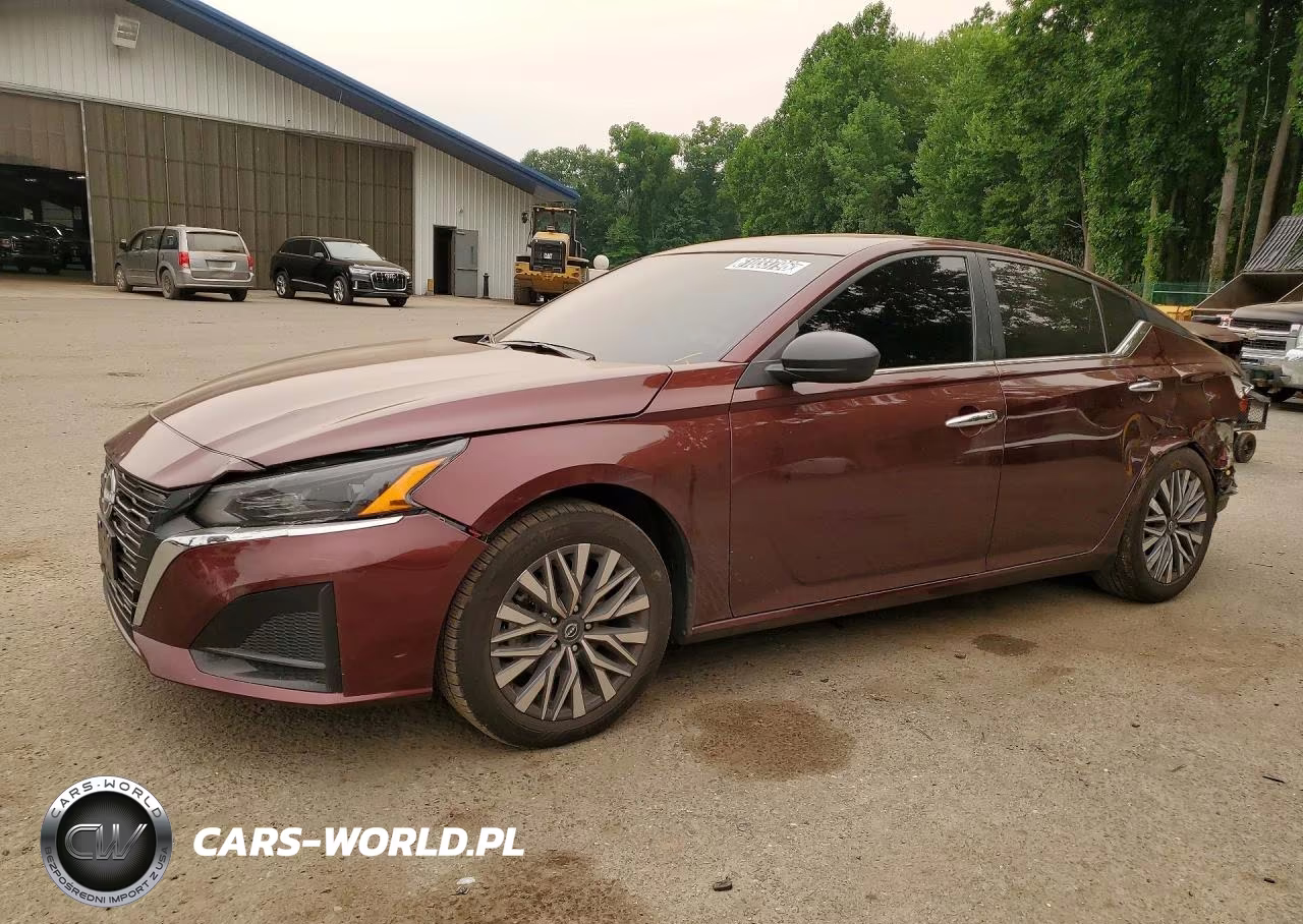 2025 Nissan Altima Sv – zdjęcie 1 z 13