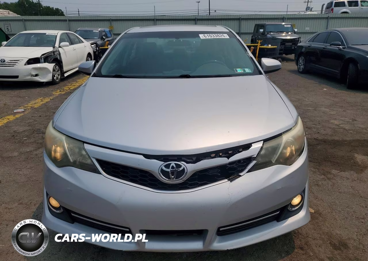2014 Toyota Camry Se VIN:4T1BF1FK8EU840898 - 5