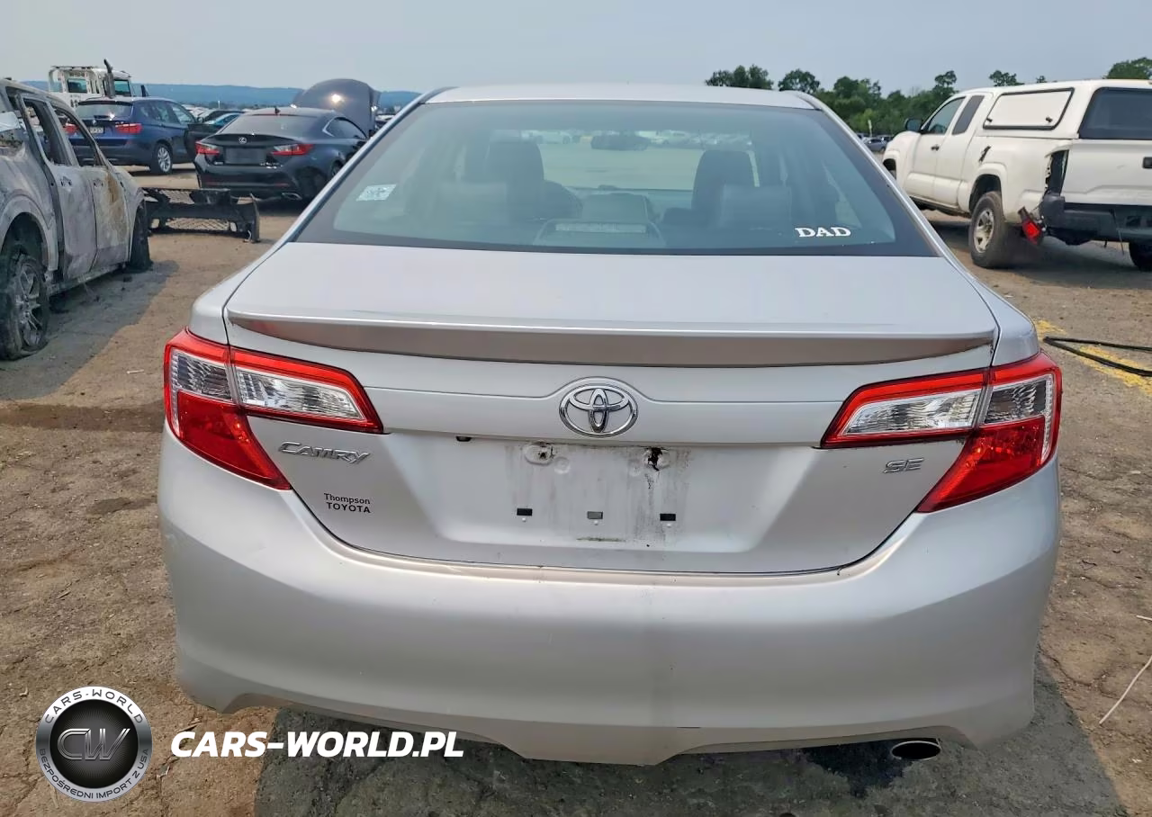 2014 Toyota Camry Se VIN:4T1BF1FK8EU840898 - 6