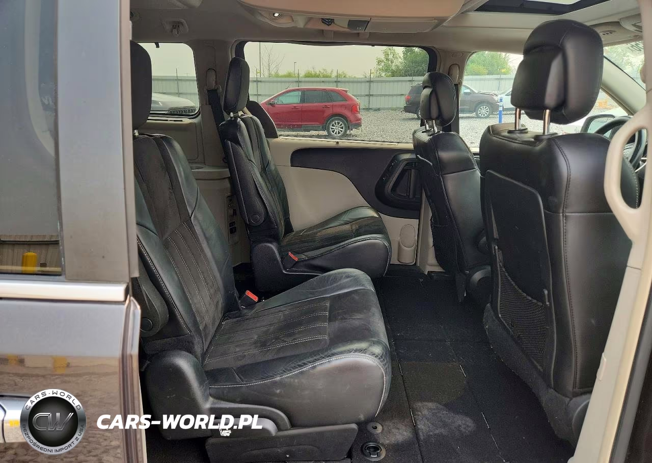 2014 Chrysler Town & Country Touring L VIN:2C4RC1CG5ER454531 - 11