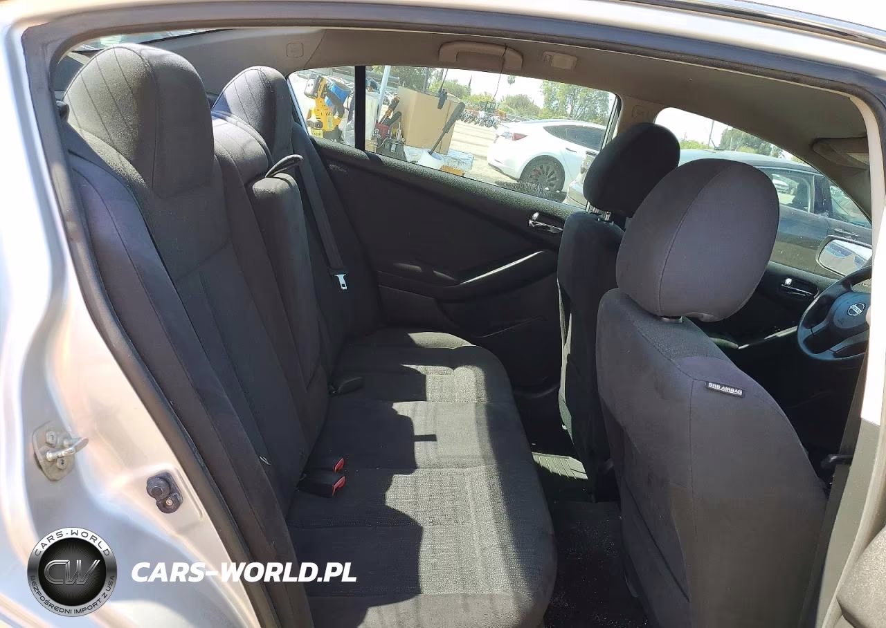 2012 Nissan Altima Base-S VIN:1N4AL2AP6CN466354 - 10