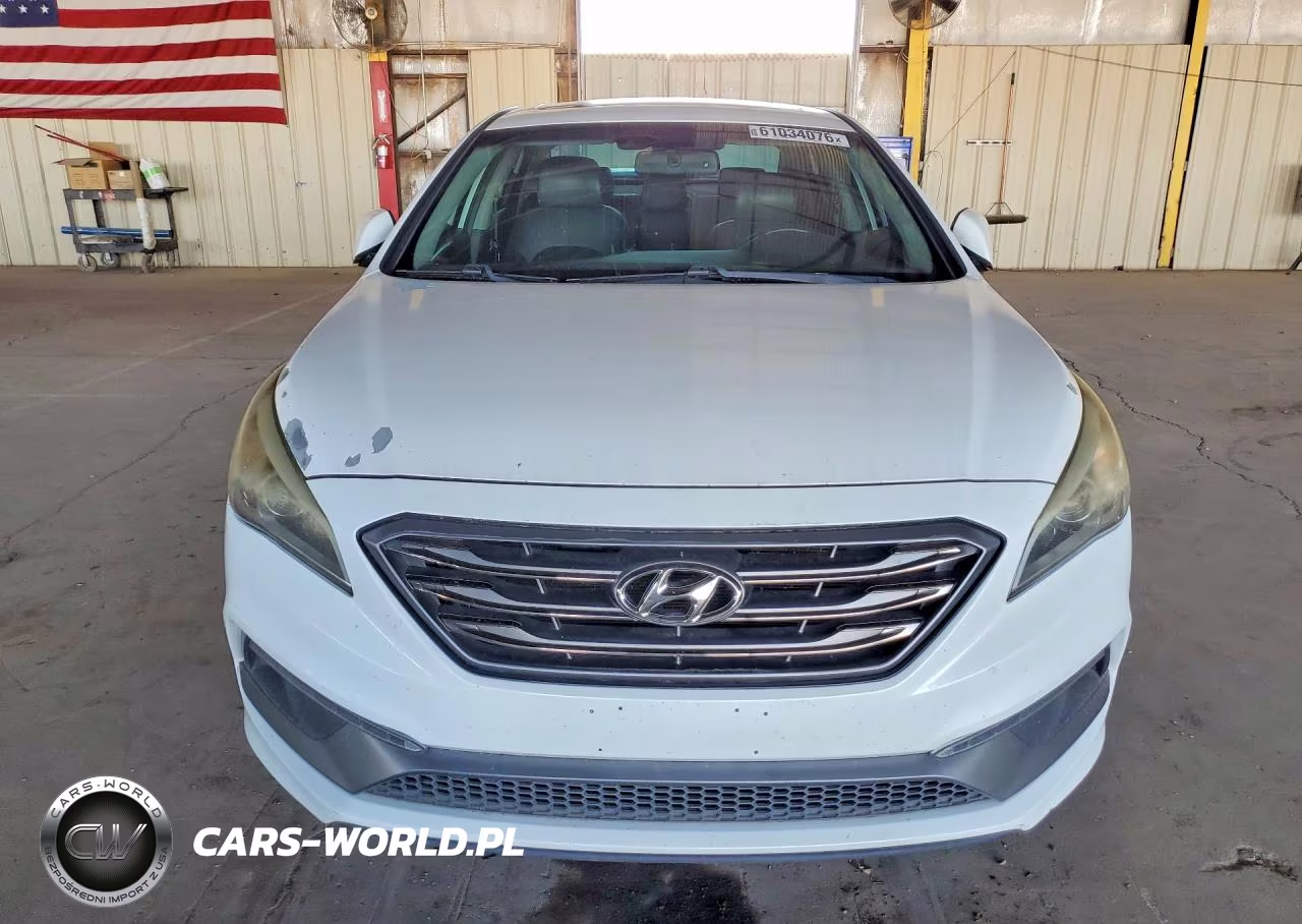 2017 Hyundai Sonata Sport VIN:5NPE34AF9HH596165 - 5