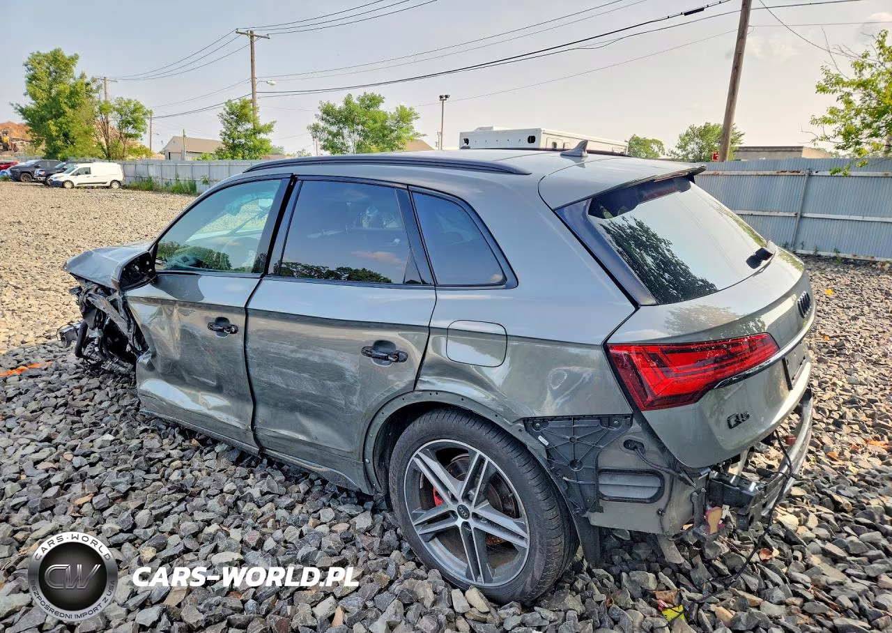 2024 Audi Q5 E Premium Plus 55 VIN:WA1E2AFY8R2123981 - 2