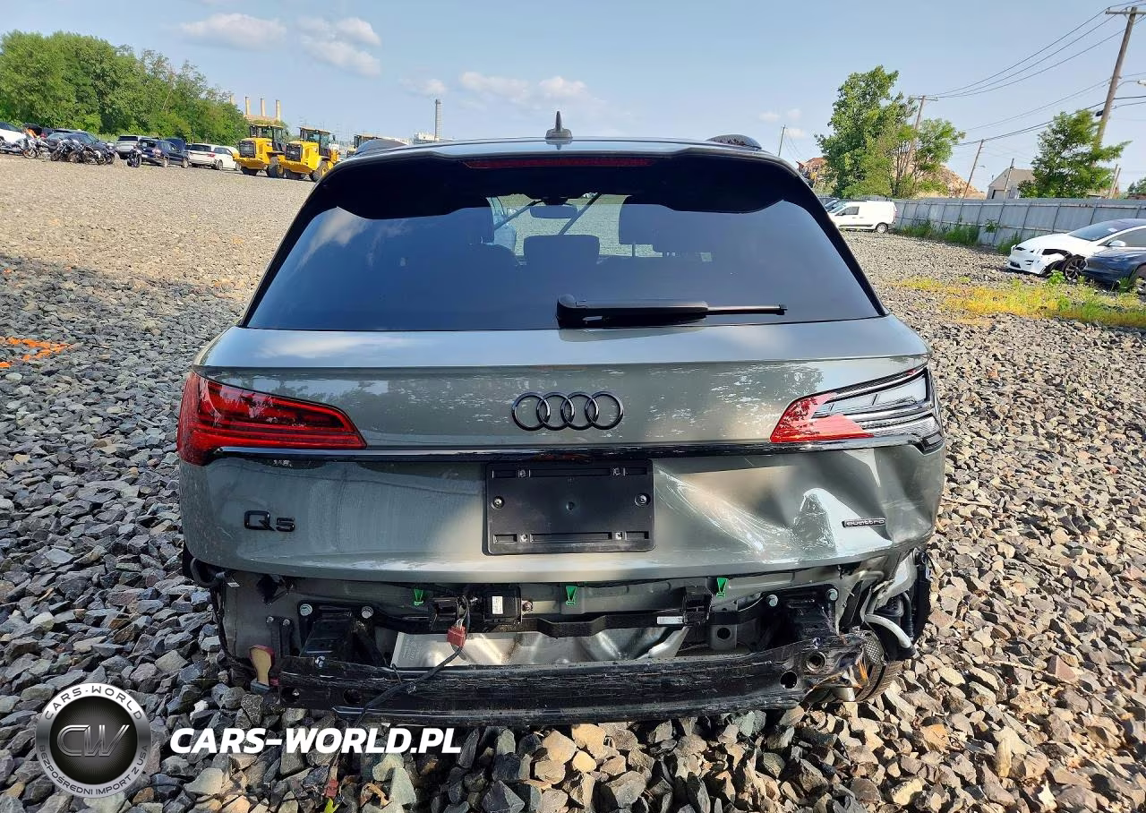 2024 Audi Q5 E Premium Plus 55 VIN:WA1E2AFY8R2123981 - 6