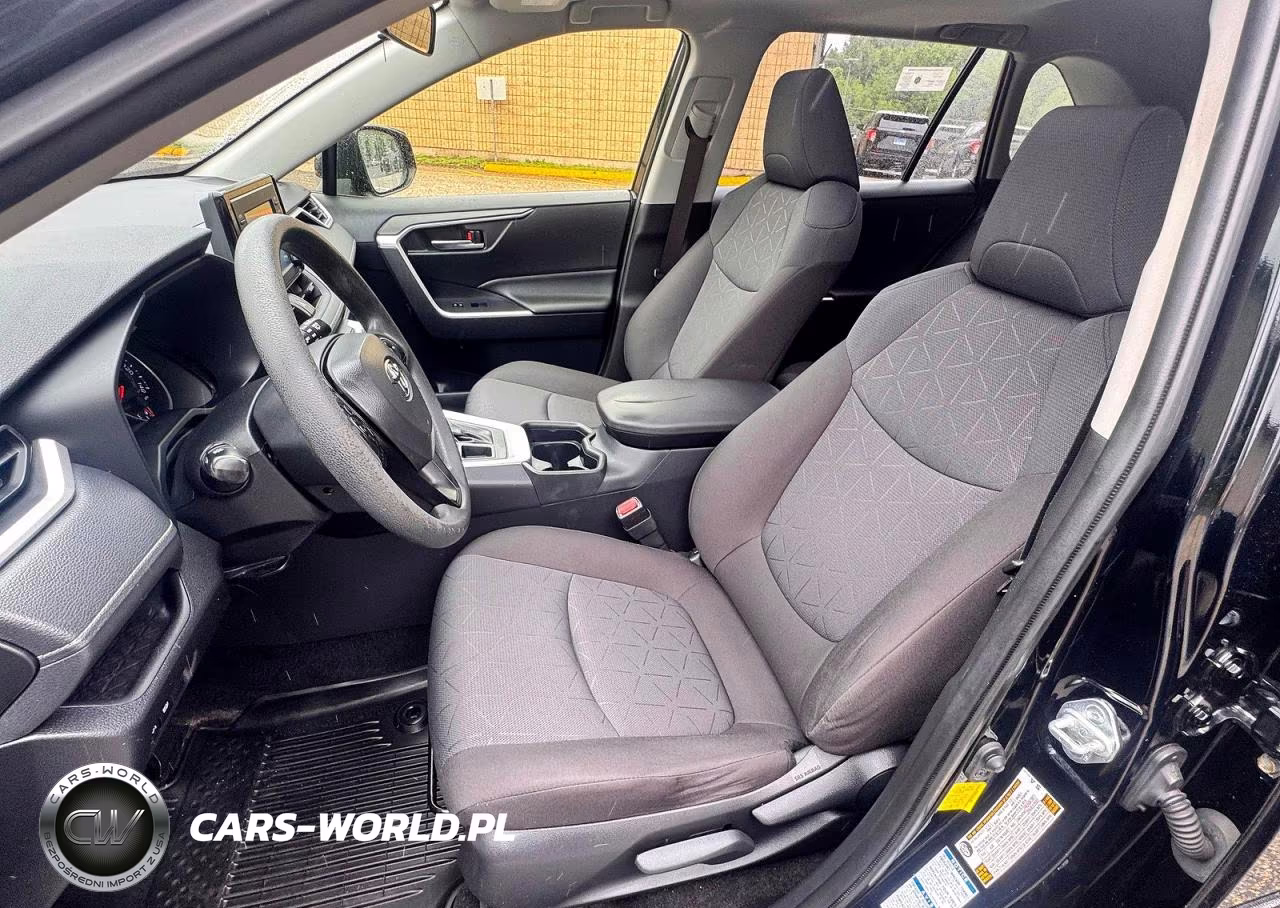 2019 Toyota Rav4 Xle VIN:JTMP1RFV4KD047028 - 5