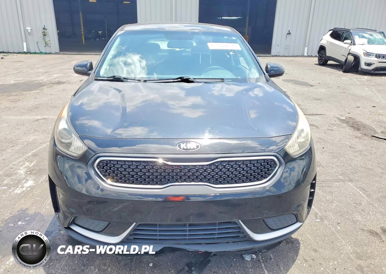 2018 Kia Niro Fe VIN:KNDCB3LC2J5204625 - 5