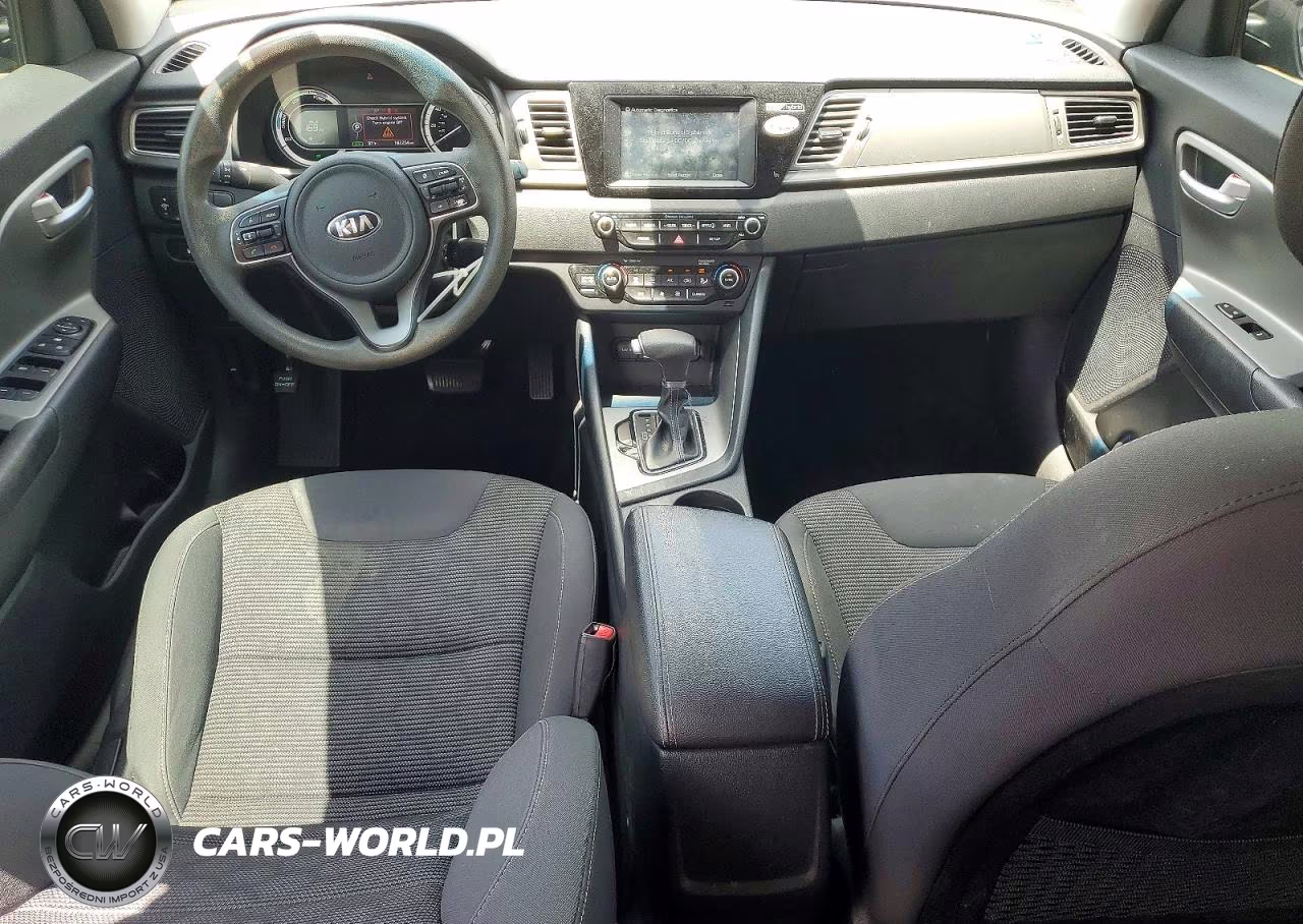 2018 Kia Niro Fe VIN:KNDCB3LC2J5204625 - 8