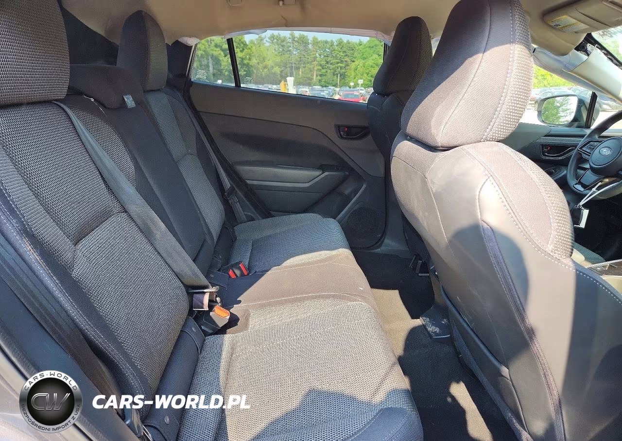 2024 Subaru Crosstrek Premium VIN:JF2GUADC1RH222737 - 11