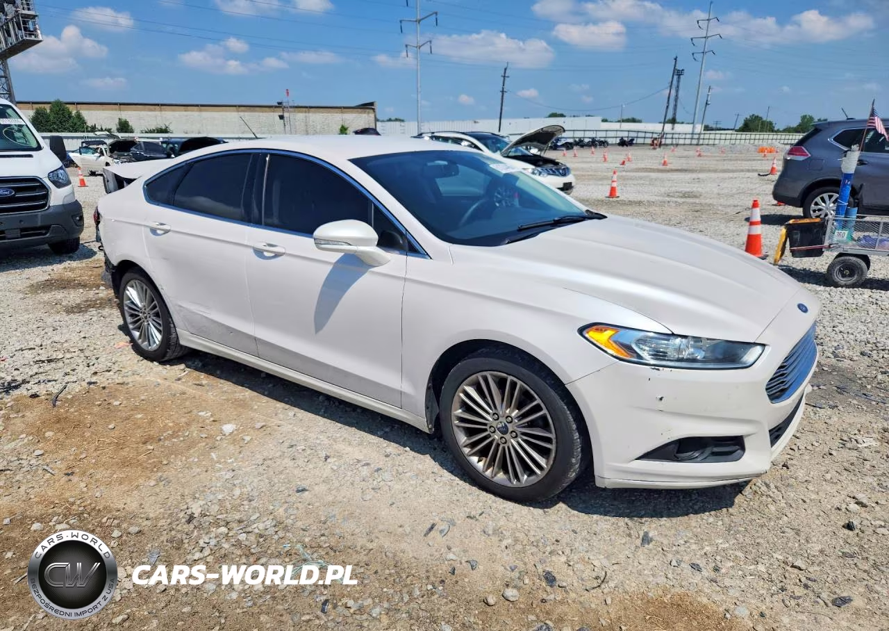 2014 Ford Fusion Se VIN:3FA6P0H95ER301756 - 4