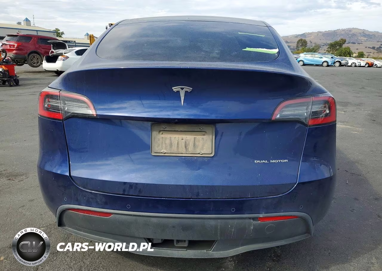 2020 Tesla Model Y VIN:5YJYGDEE9LF036446 - 6