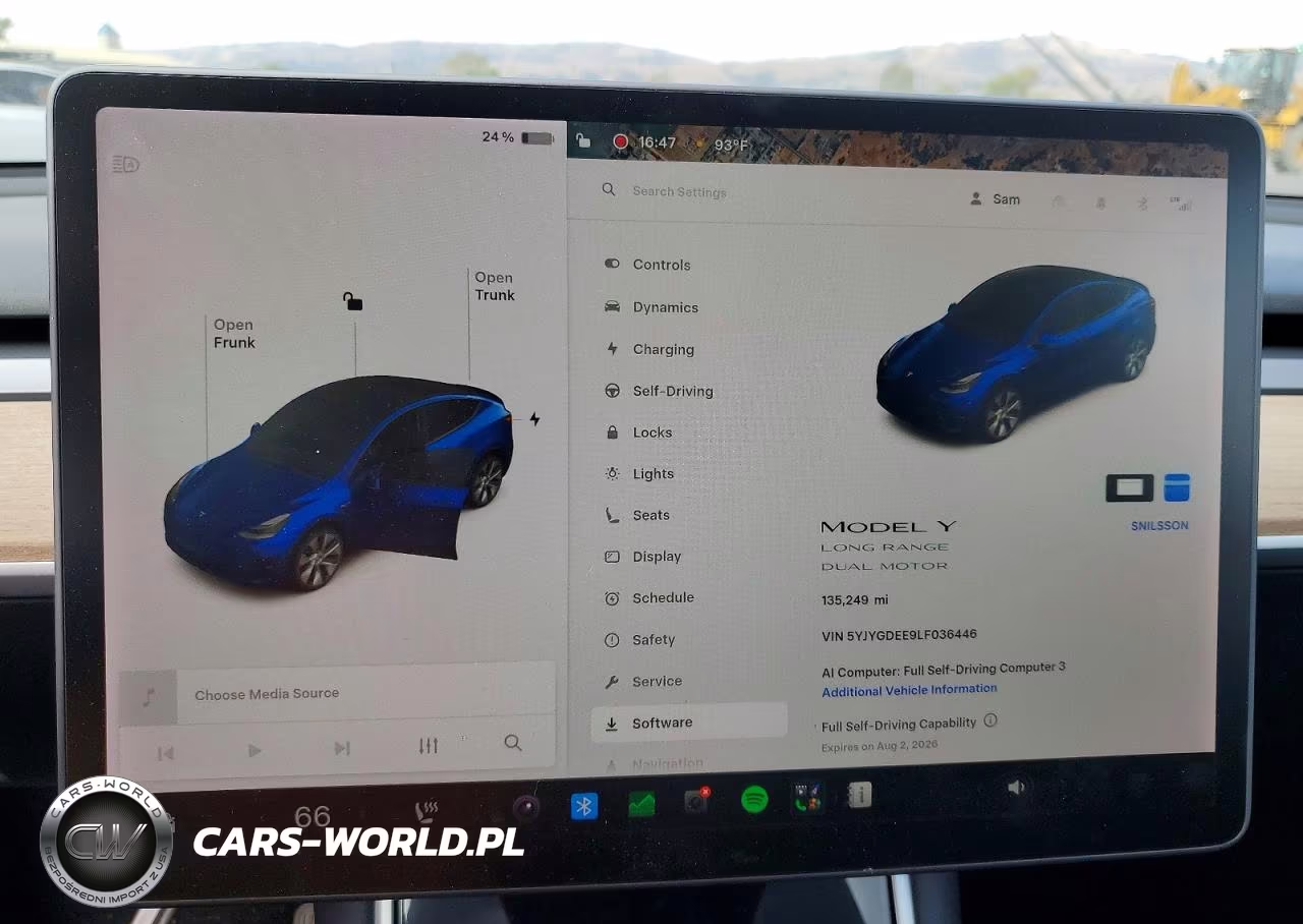 2020 Tesla Model Y VIN:5YJYGDEE9LF036446 - 9