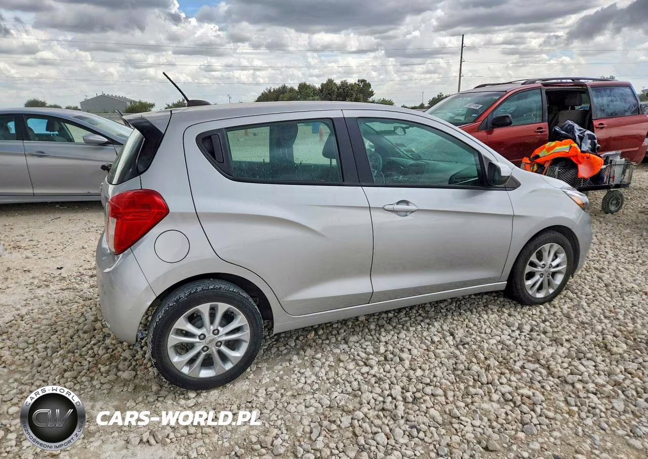 2022 Chevrolet Spark 1Lt VIN:KL8CD6SAXNC017025 - 3