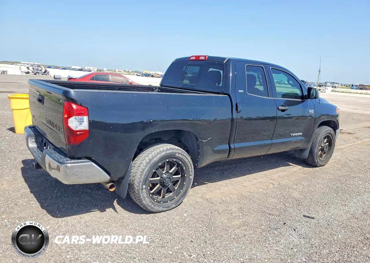 2018 Toyota Tundra Sr5 VIN:5TFRY5F10JX233608 - 3