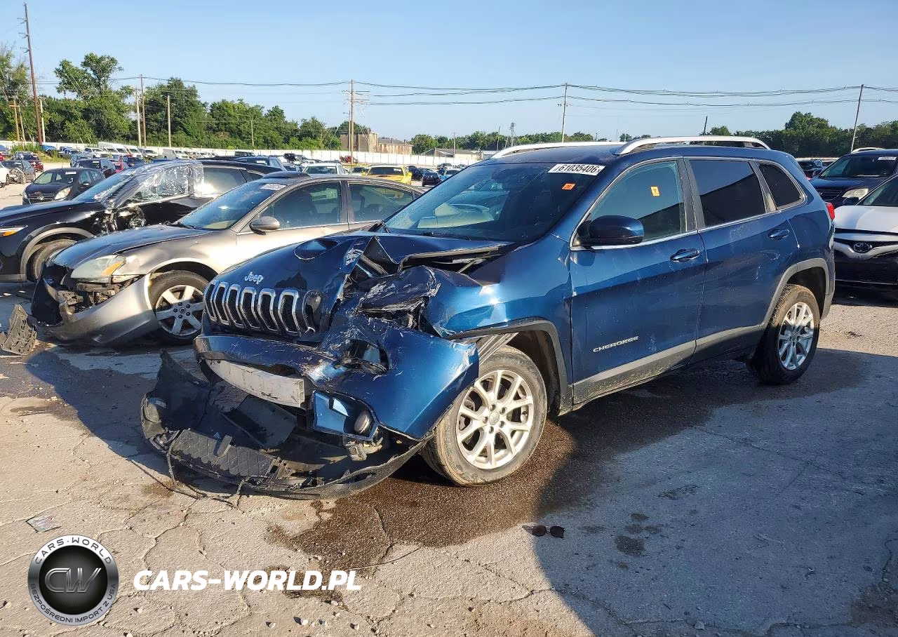 2018 Jeep Cherokee Latitude Plus VIN:1C4PJLLB3JD584284 - 1