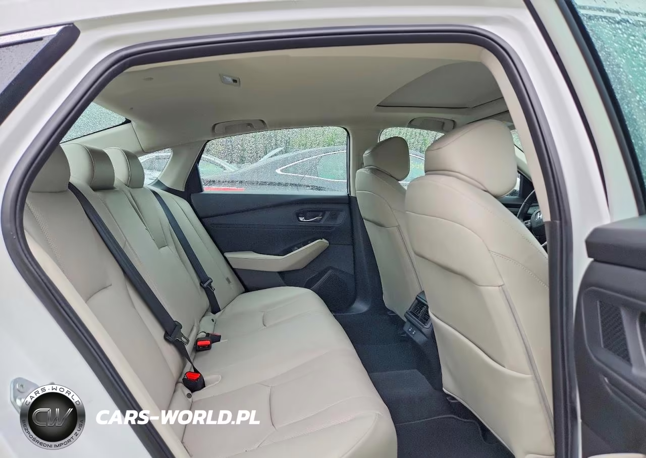 2023 Honda Accord Touring Hybrid VIN:1HGCY2F88PA007329 - 10