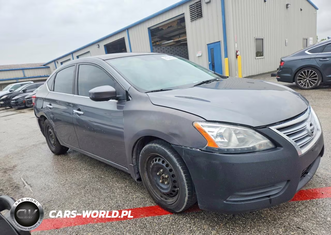 2015 Nissan Sentra S VIN:3N1AB7AP7FY376764 - 4