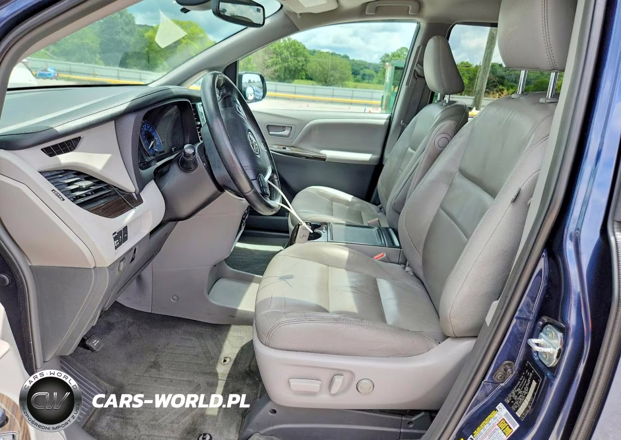 2018 Toyota Sienna Xle 8-Passenger VIN:5TDYZ3DC3JS952116 - 7