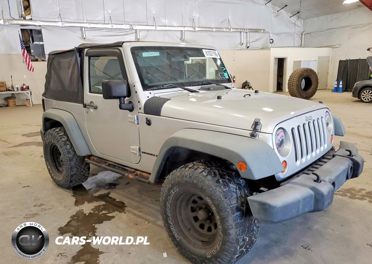2011 Jeep Wrangler Sport VIN:1J4AA2D10BL511266 - 4