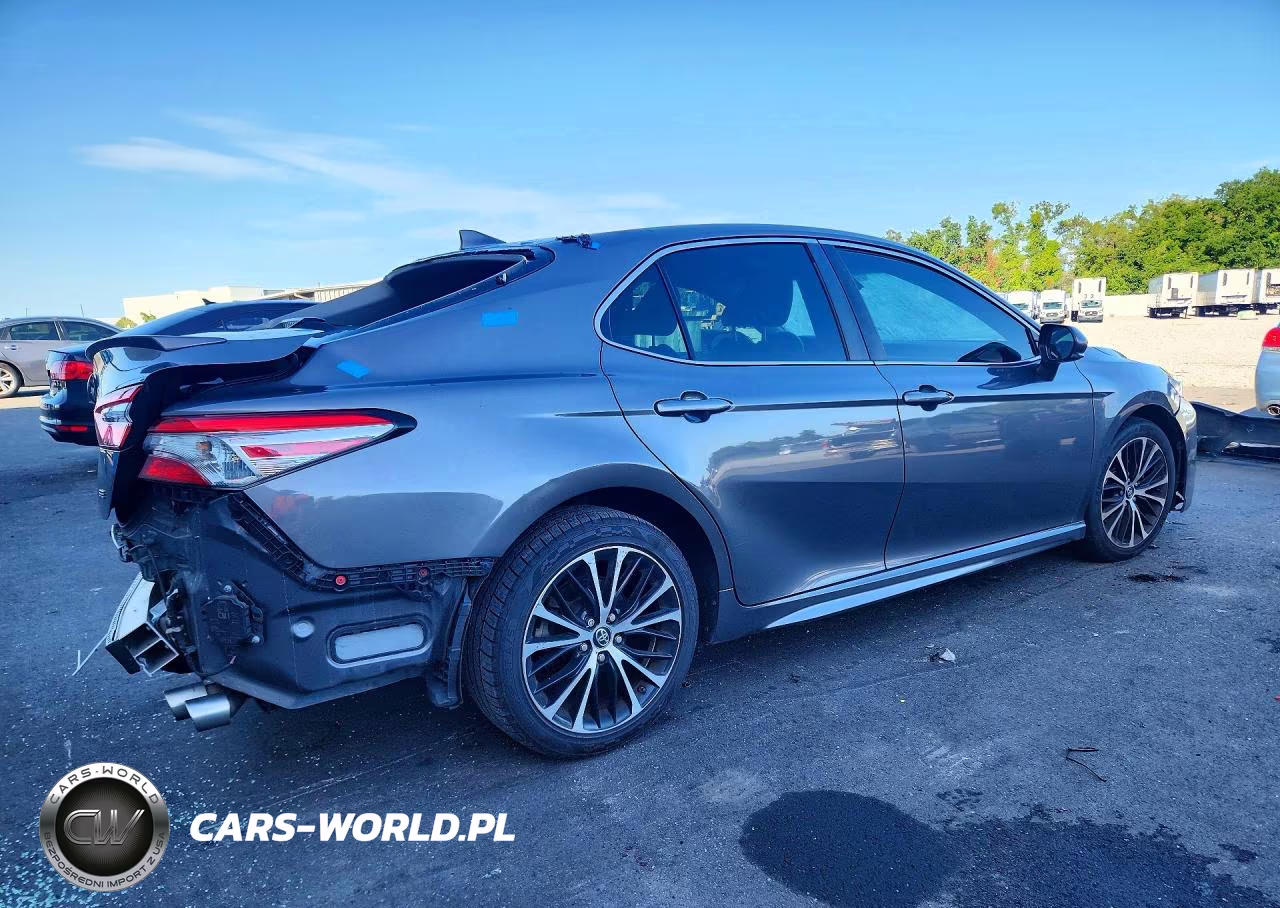 2019 Toyota Camry Se VIN:4T1B11HK2KU829242 - 3