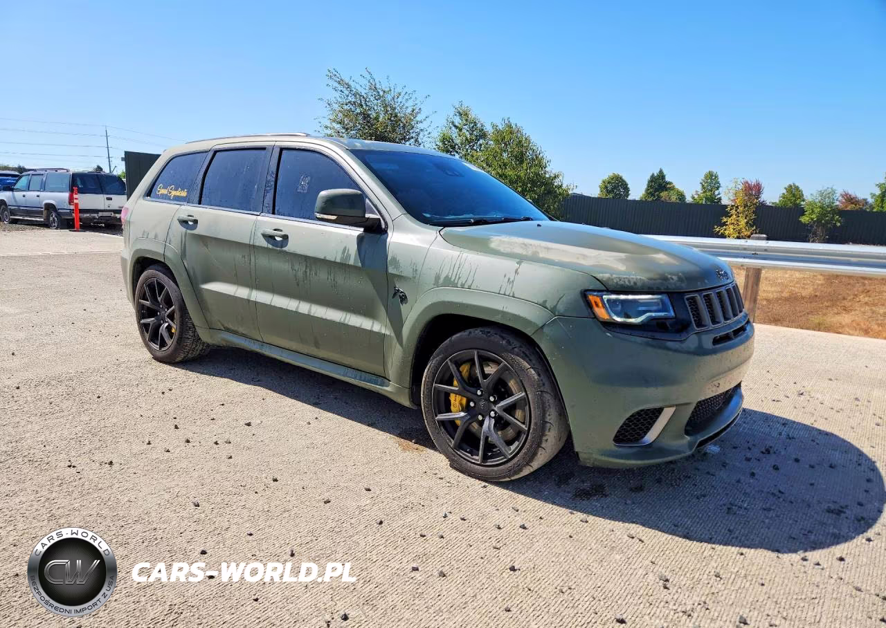 2020 Jeep Grand Cherokee Trackhawk VIN:1C4RJFN90LC349211 - 4
