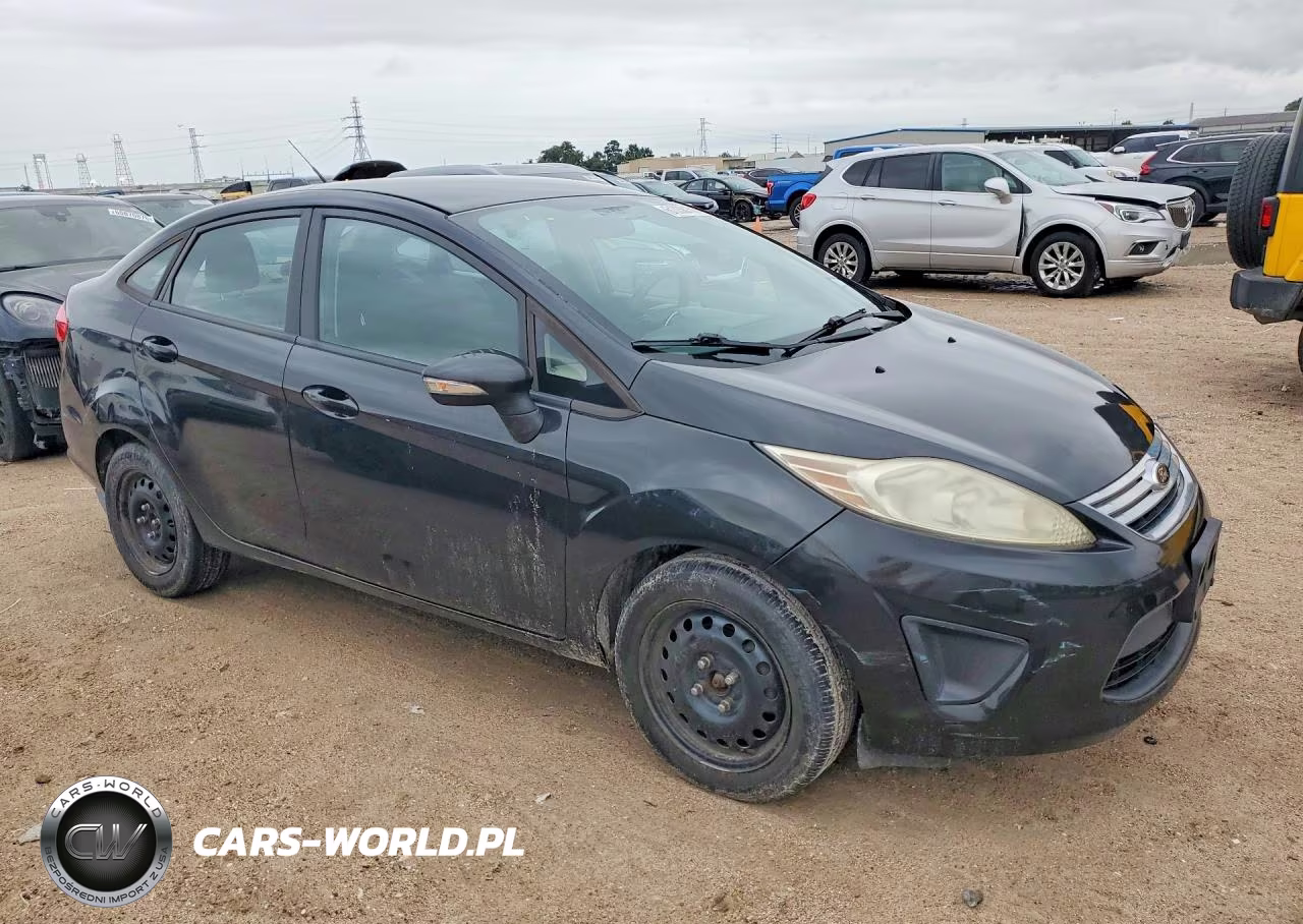 2013 Ford Fiesta Se VIN:3FADP4BJXDM213296 - 4