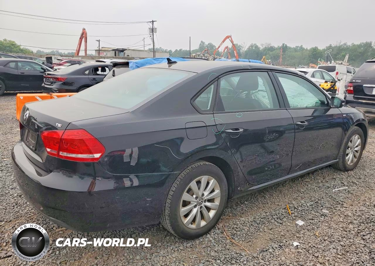 2015 Volkswagen Passat S VIN:1VWAT7A37FC055353 - 3