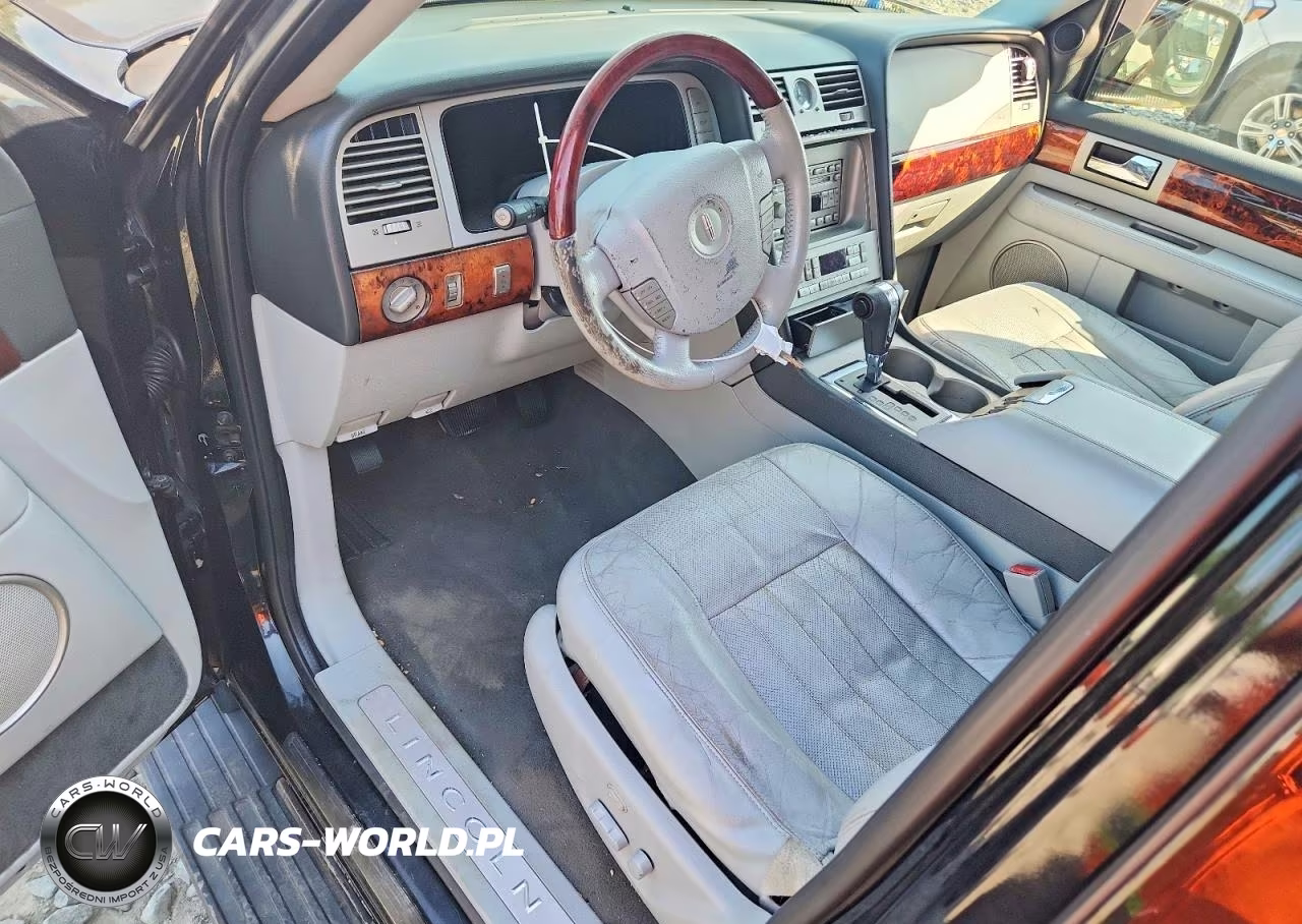 2005 Lincoln Navigator VIN:5LMFU27535LJ05190 - 8