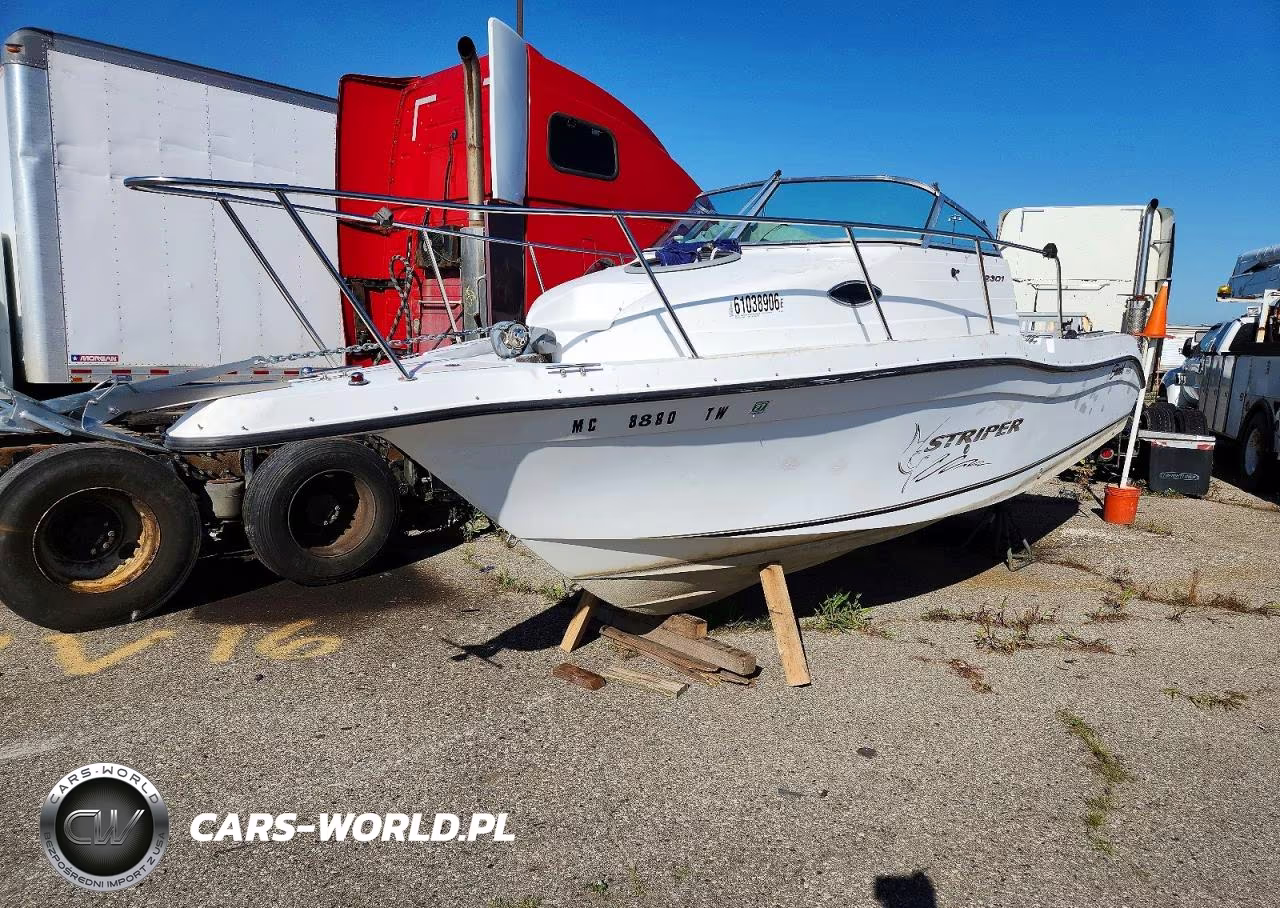 2003 Seaswirl Striper Boat VIN:GSSMF055K203 - 2
