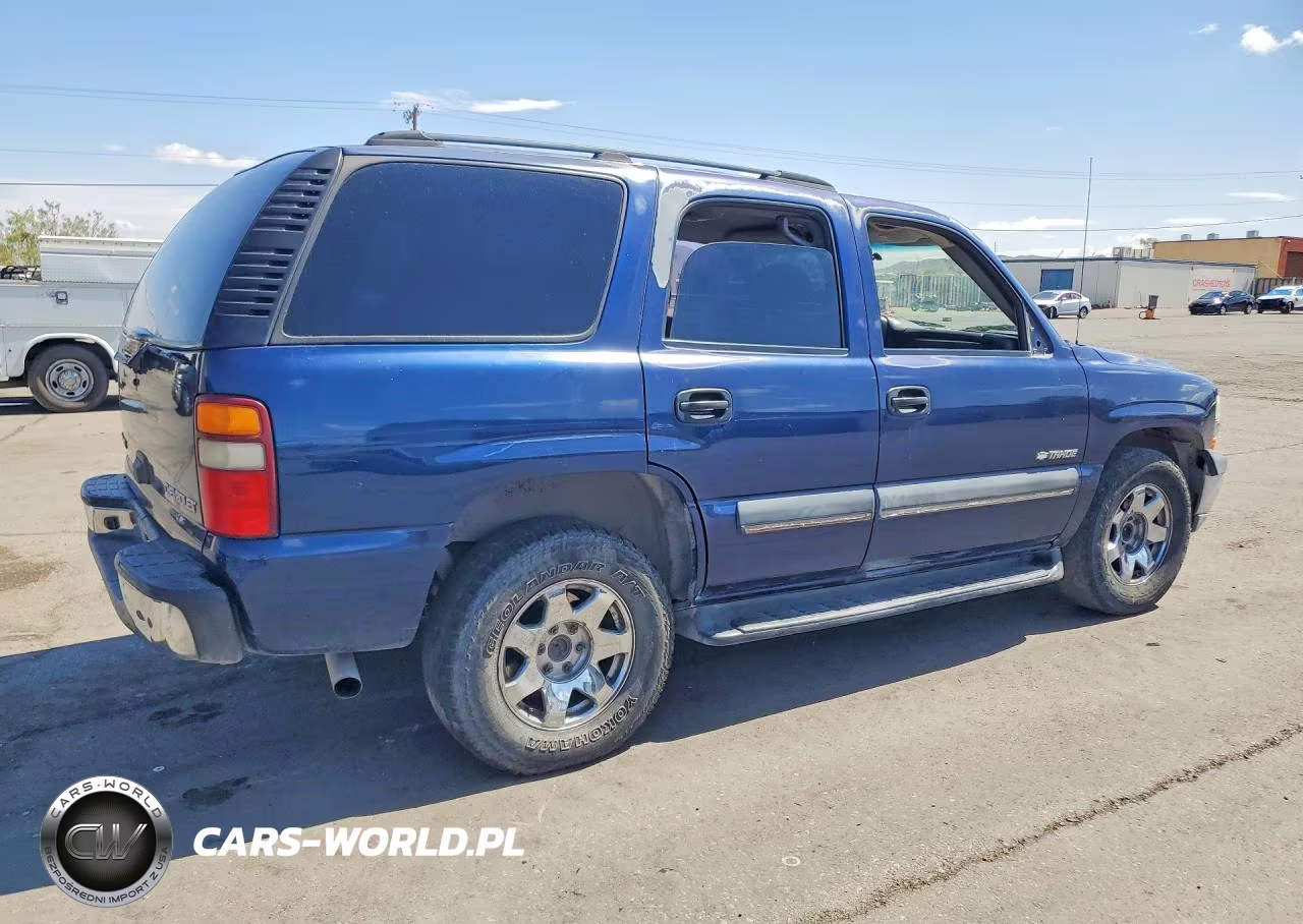 2003 Chevrolet Tahoe C1500 VIN:1GNEC13V63R135209 - 3