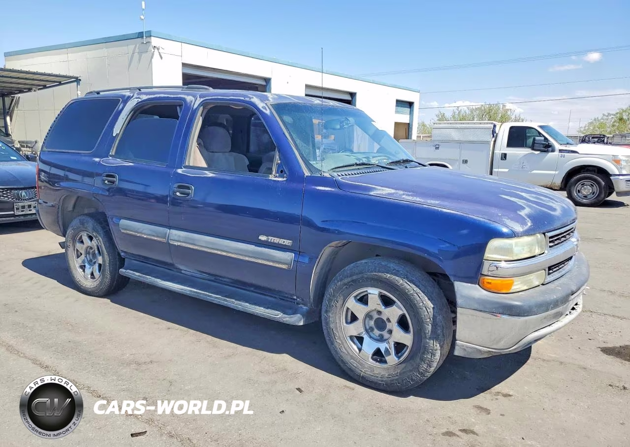 2003 Chevrolet Tahoe C1500 VIN:1GNEC13V63R135209 - 4