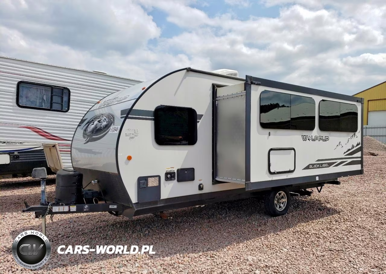2020 Cherokee 18Tobl Wolf Pup Black Label - Camper VIN:5ZT2CKGC6LY006286 - 2
