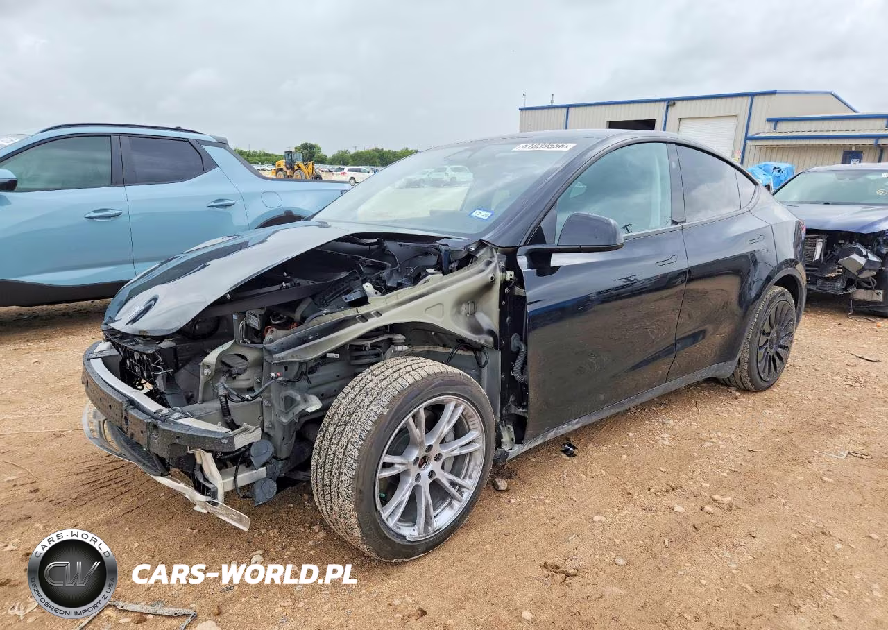 2023 Tesla Model Y – zdjęcie 1 z 13