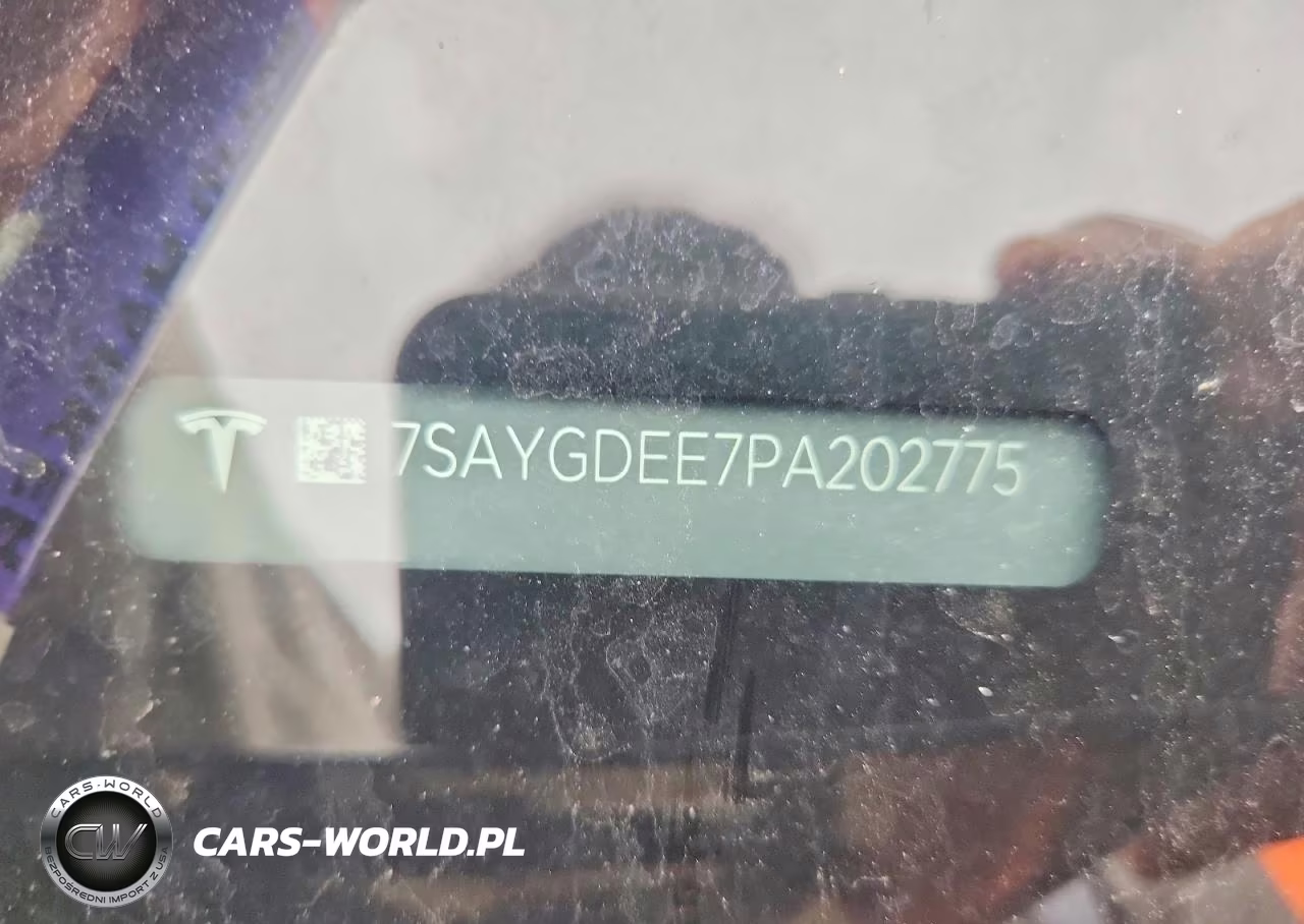 2023 Tesla Model Y VIN:7SAYGDEE7PA202775 - 13