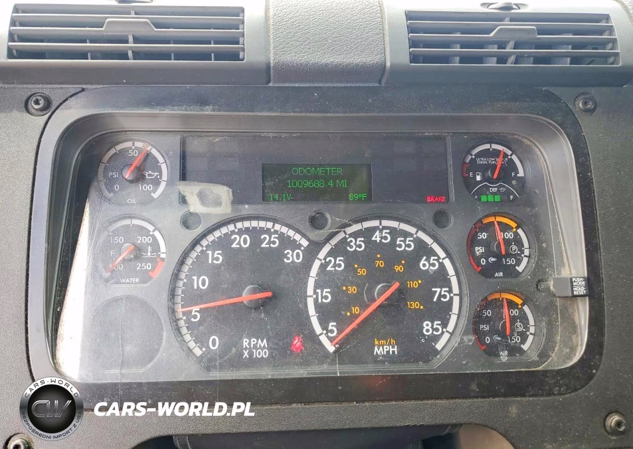 2017 Freightliner Cascadia 125 Semi Truck VIN:3AKJGLDR6HSJH2952 - 9