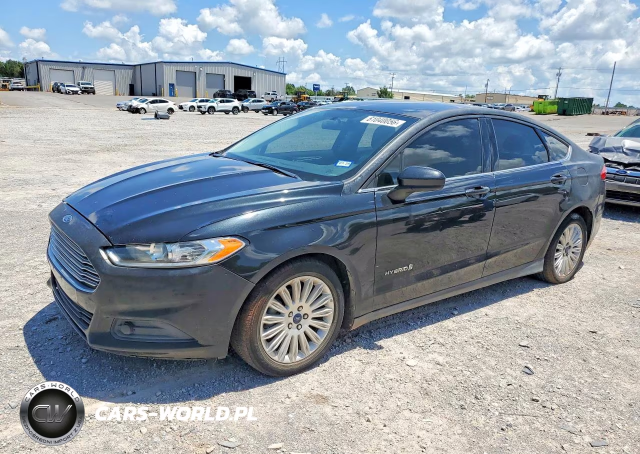 2015 Ford Fusion S Hybrid – zdjęcie 1 z 12