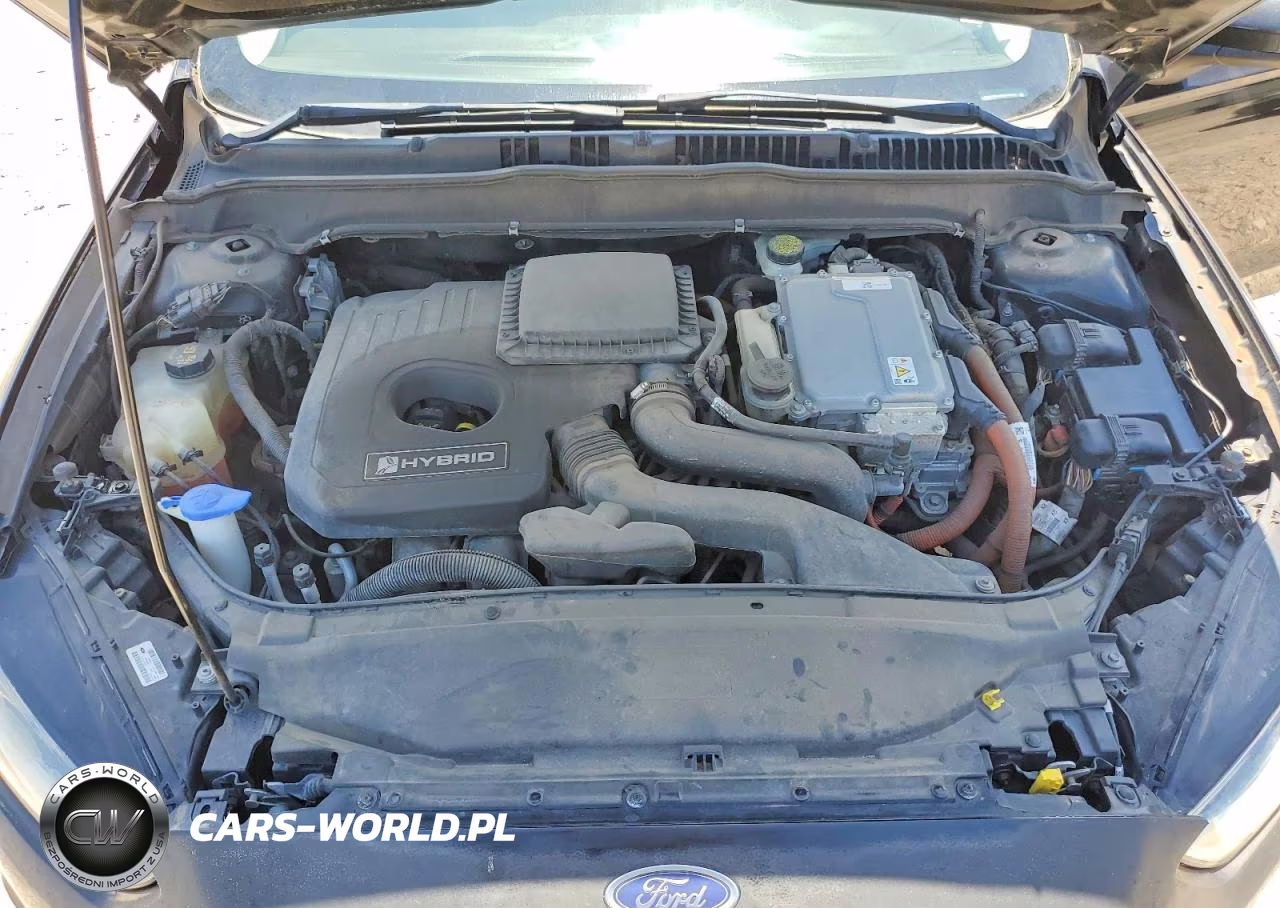 2015 Ford Fusion S Hybrid VIN:3FA6P0UU3FR139976 - 11