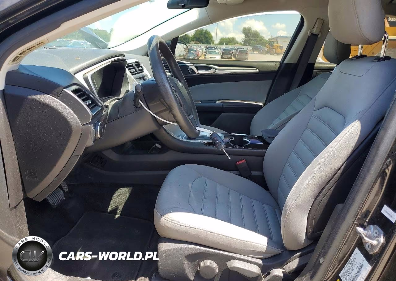 2015 Ford Fusion S Hybrid VIN:3FA6P0UU3FR139976 - 7