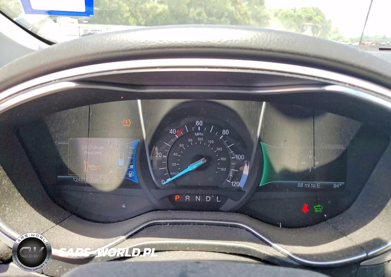 2015 Ford Fusion S Hybrid VIN:3FA6P0UU3FR139976 - 9