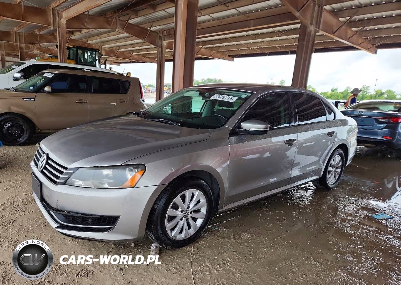 2014 Volkswagen Passat 1.8T Wolfsburg Edition