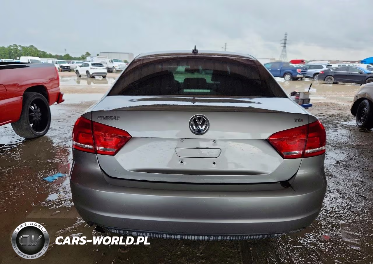 2014 Volkswagen Passat 1.8T Wolfsburg Edition VIN:1VWAT7A31EC086385 - 6
