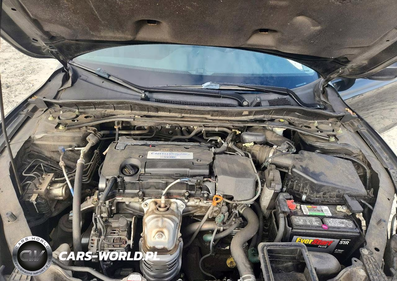 2015 Honda Accord Sport VIN:1HGCR2F55FA089652 - 11