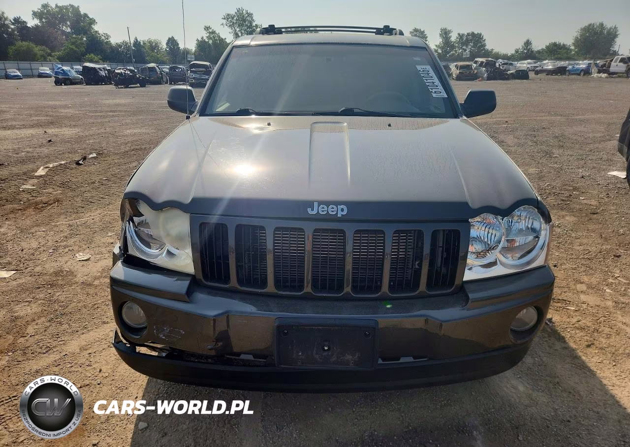 2005 Jeep Grand Cherokee Laredo VIN:1J4GR48K85C509402 - 5