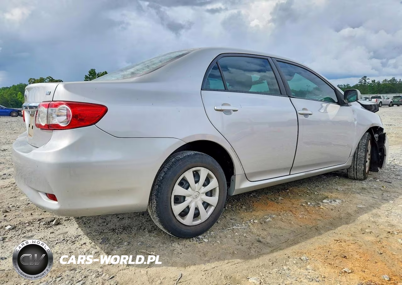 2011 Toyota Corolla Le VIN:2T1BU4EEXBC662363 - 3
