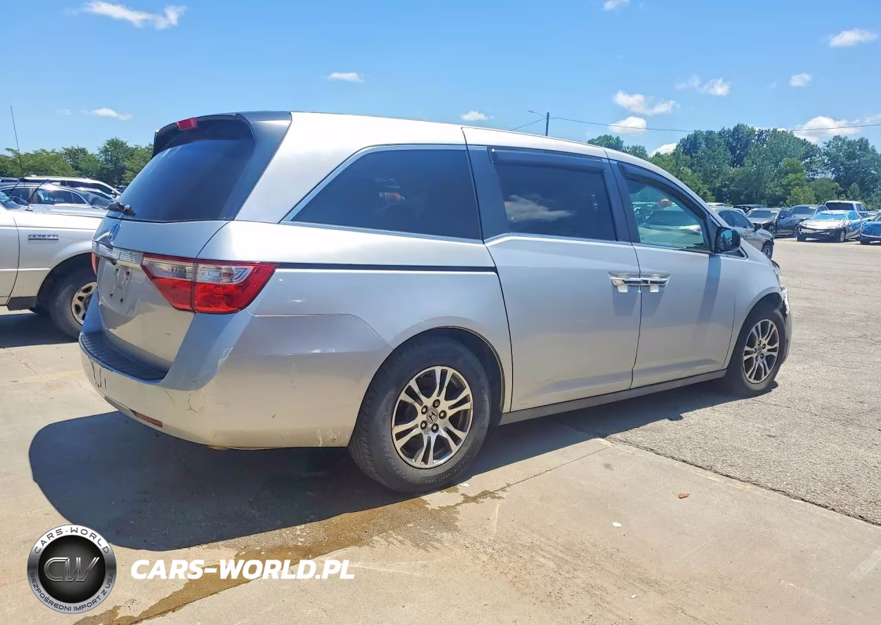 2011 Honda Odyssey Ex VIN:5FNRL5H43BB069269 - 3
