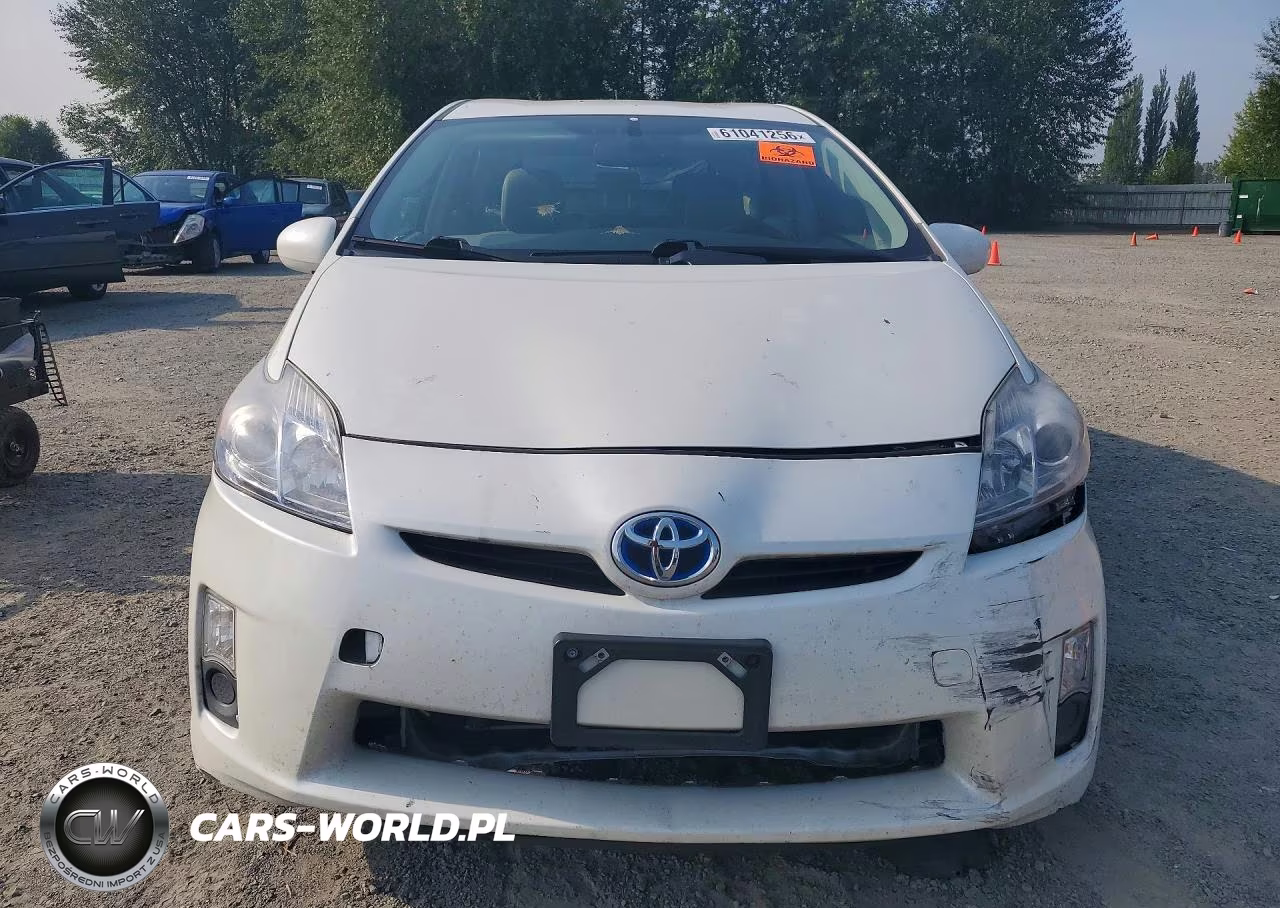 2011 Toyota Prius Four VIN:JTDKN3DU0B1425143 - 5